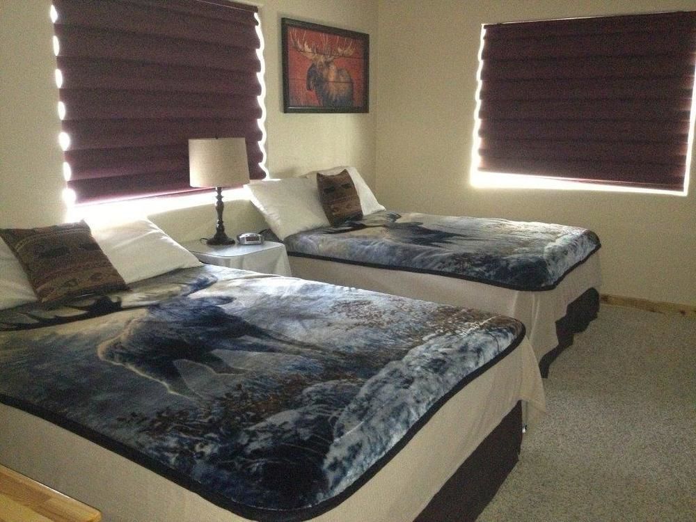 Twin Peaks Lodge And Rv Park Сьюард Экстерьер фото